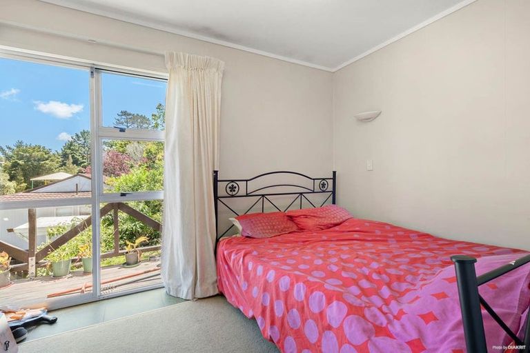 Photo of property in 4/23 Luckens Road, West Harbour, Auckland, 0618