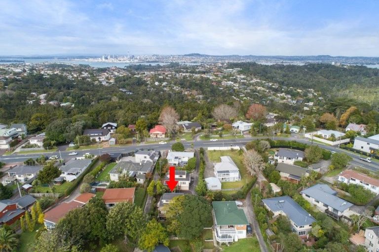 Photo of property in 3/41 Rangatira Road, Beach Haven, Auckland, 0626