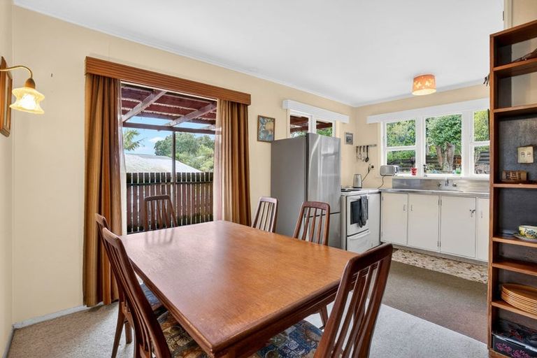 Photo of property in 15 Rosecamp Road, Beach Haven, Auckland, 0626