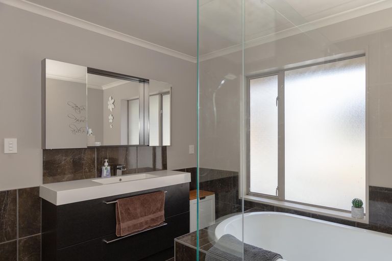 Photo of property in 19 Ashburn Street, Oamaru North, Oamaru, 9400