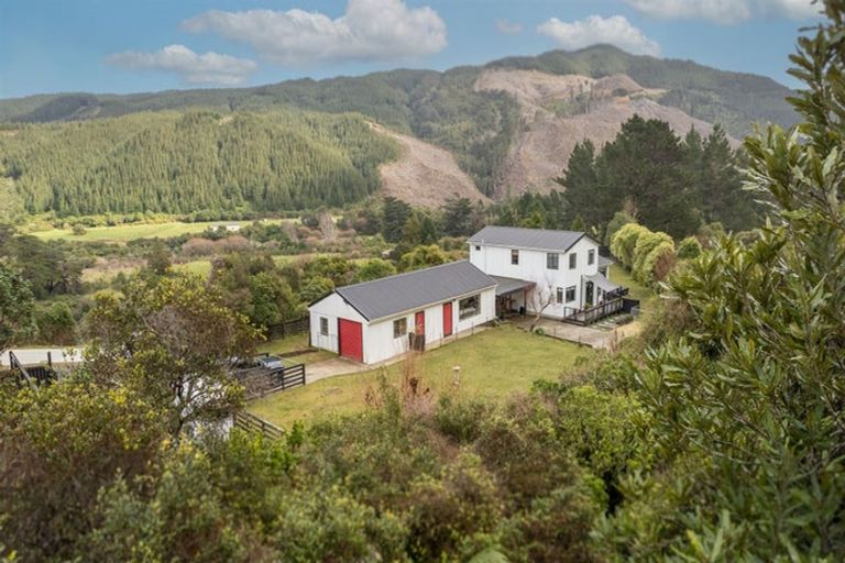 Photo of property in 1258 Akatarawa Road, Akatarawa, Upper Hutt, 5372