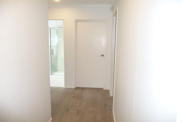 Photo of property in 1/55 Whitford Road, Botany Downs, Auckland, 2014