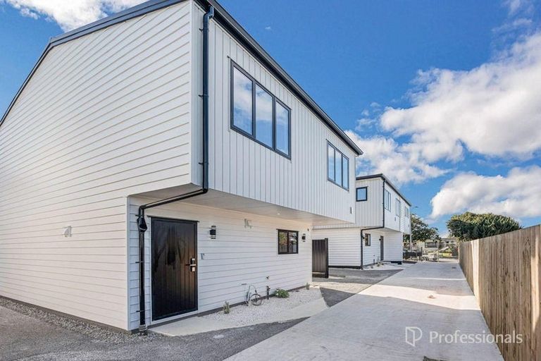 Photo of property in 25c Leaver Place, Weymouth, Auckland, 2103