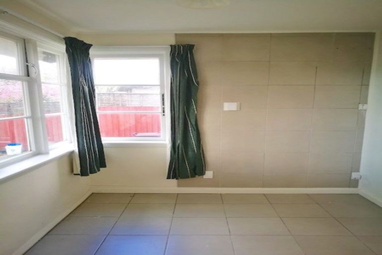 Photo of property in 15 Truman Road, Bryndwr, Christchurch, 8053