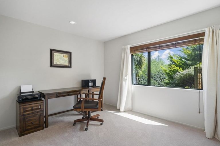 Photo of property in 21 Merlin Court, Otaihanga, Paraparaumu, 5036
