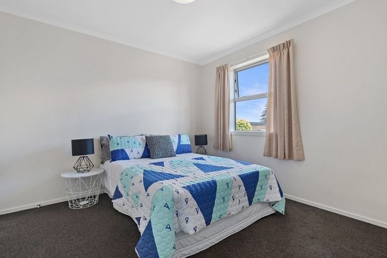 Photo of property in 71 Chiefs Court, Hamilton East, Hamilton, 3216