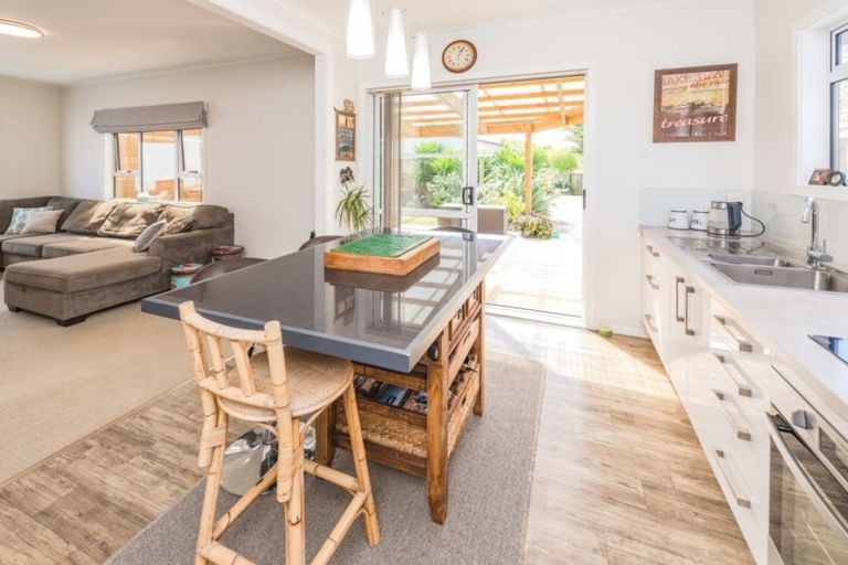 Photo of property in 88 Swiss Avenue, Gonville, Whanganui, 4501