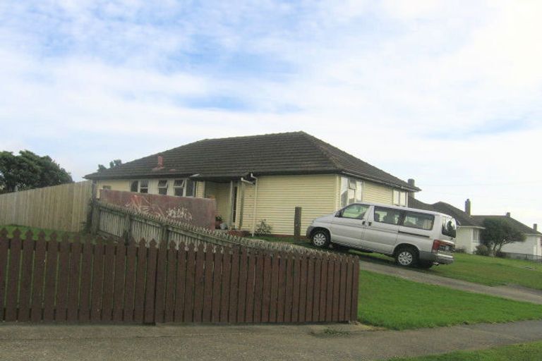 Photo of property in 88 Mckillop Street, Ranui, Porirua, 5024