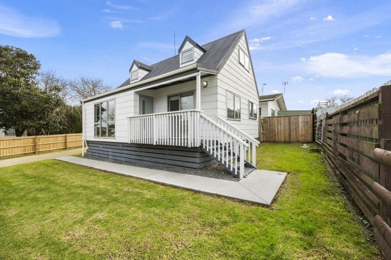 Photo of property in 7 Litchfield Place, Clarks Beach, 2122