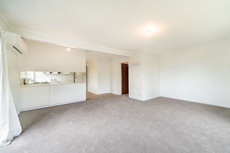 Photo of property in 71b Holland Street, Wainuiomata, Lower Hutt, 5014