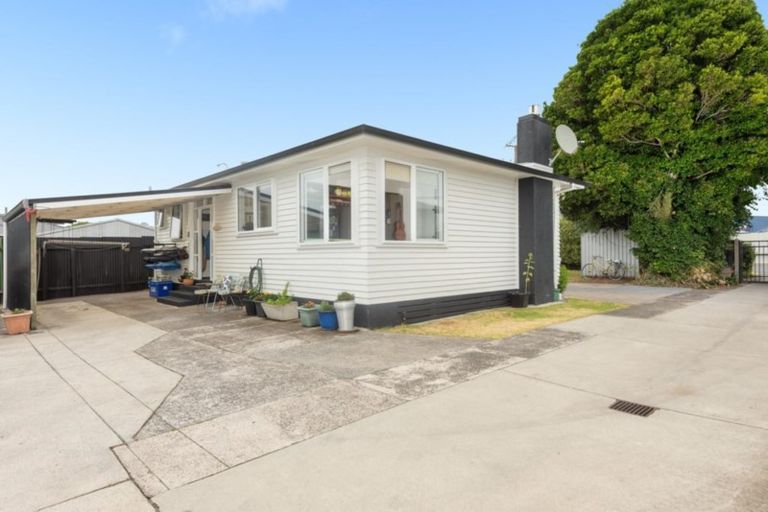 Photo of property in 584a Maunganui Road, Mount Maunganui, 3116