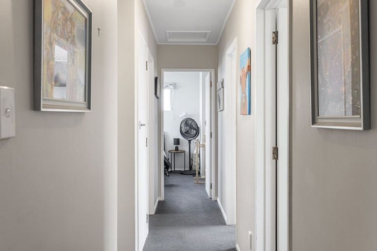 Photo of property in 34 Kamahi Avenue, Hawera, 4610