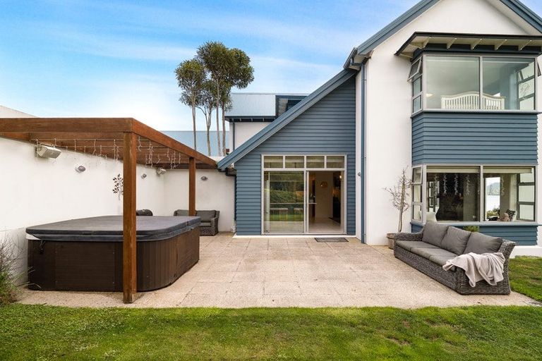 Photo of property in 10 Glenfinlass Street, Company Bay, Dunedin, 9014