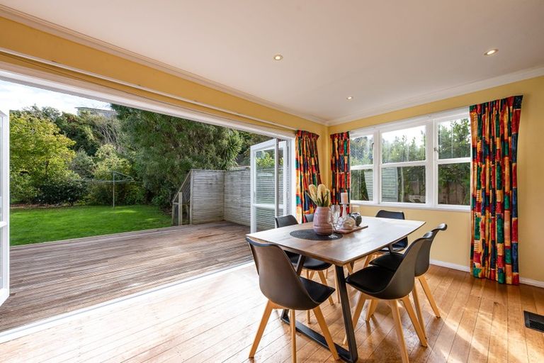 Photo of property in 7 Park Avenue, Tawa, Wellington, 5028