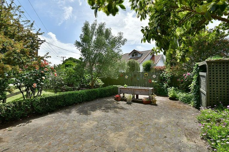 Photo of property in 113 Parkhurst Road, Parakai, 0830