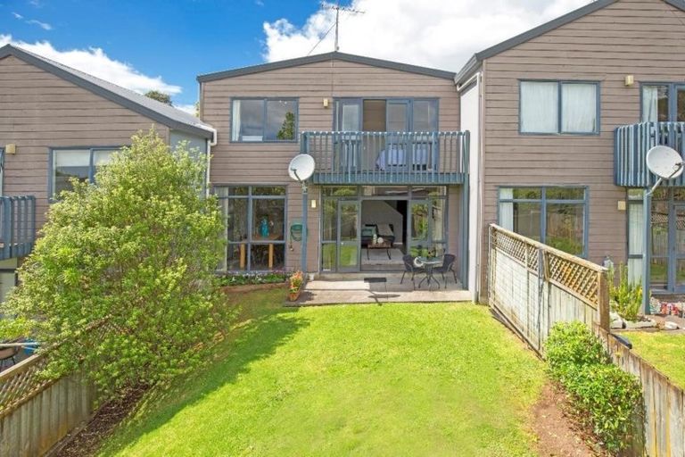 Photo of property in 11/3 Erewhon Place, Birkdale, Auckland, 0626