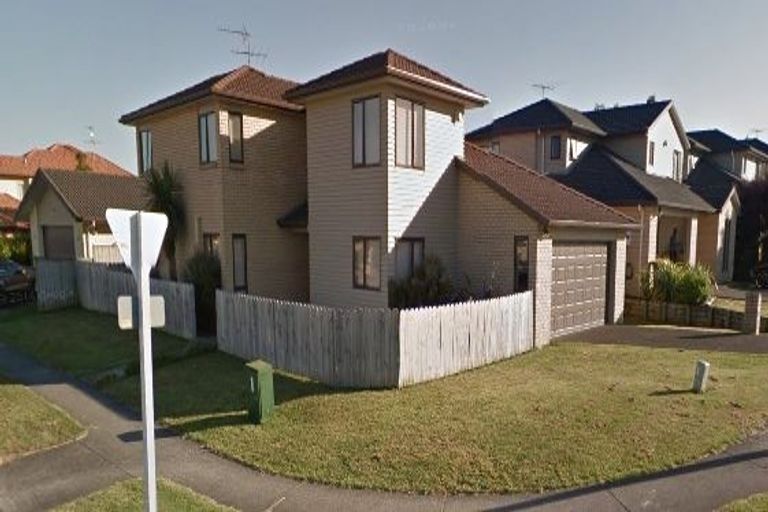 Photo of property in 58 Cyril French Drive, Flat Bush, Auckland, 2016