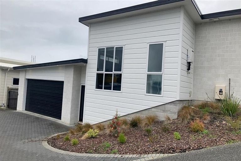 Photo of property in 2 Aneta Way, Pyes Pa, Tauranga, 3112