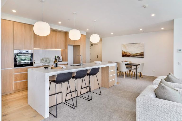 Photo of property in 125 Hibiscus Drive, Orewa, 0931