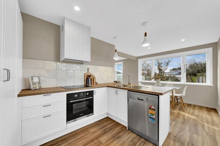 Photo of property in 14 Corhampton Street, Aranui, Christchurch, 8061