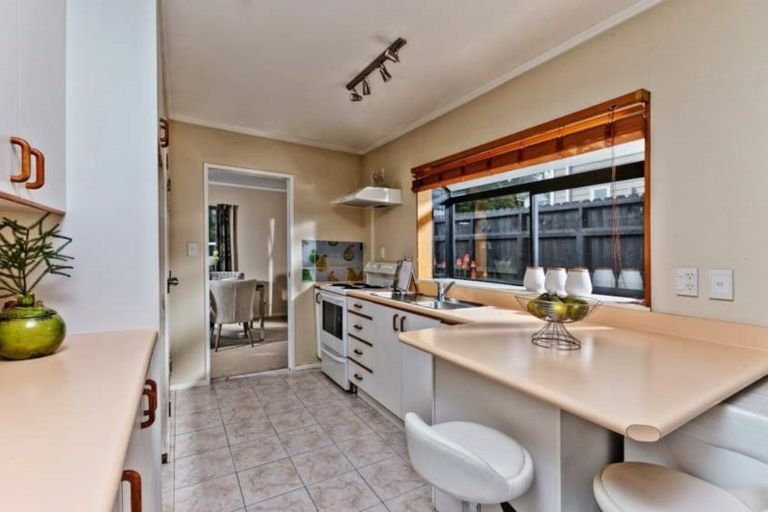 Photo of property in 7a Ramonda Close, Bayview, Auckland, 0629
