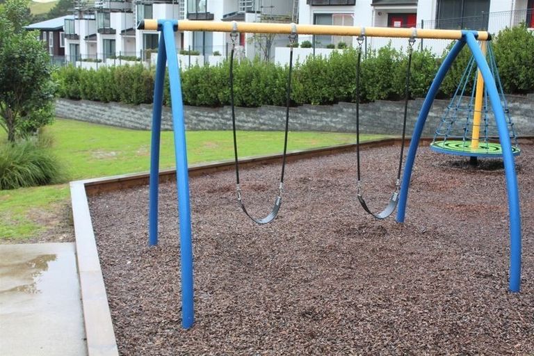 Photo of property in 60 Makamaka Lane, Albany Heights, Auckland, 0632