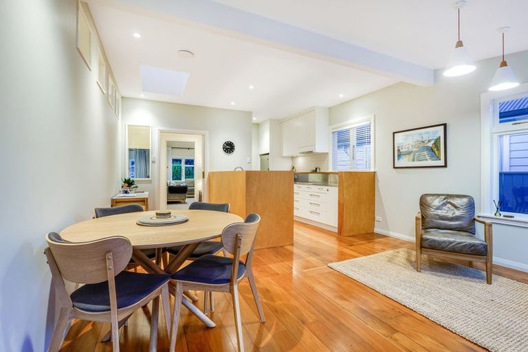 Photo of property in 73 Oroua Street, Eastbourne, Lower Hutt, 5013