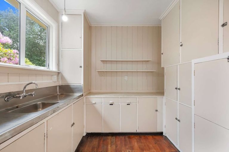 Photo of property in 10 Oturi Road, Waverley, 4510