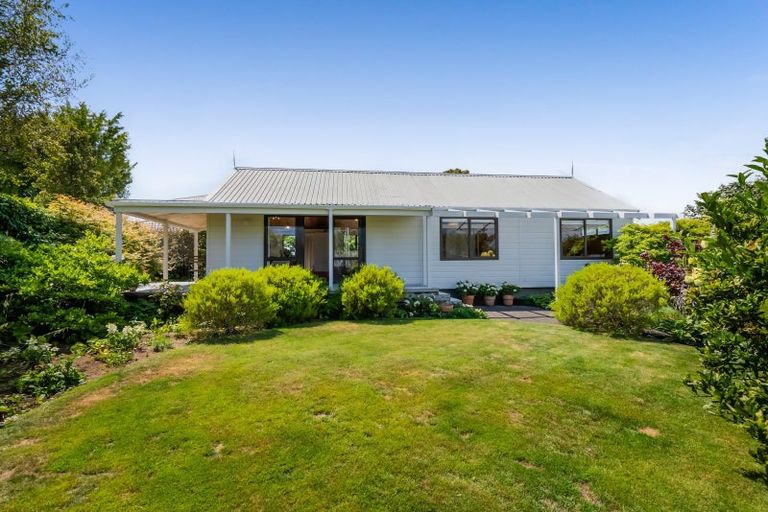 Photo of property in 301 Mangorei Road, Merrilands, New Plymouth, 4312