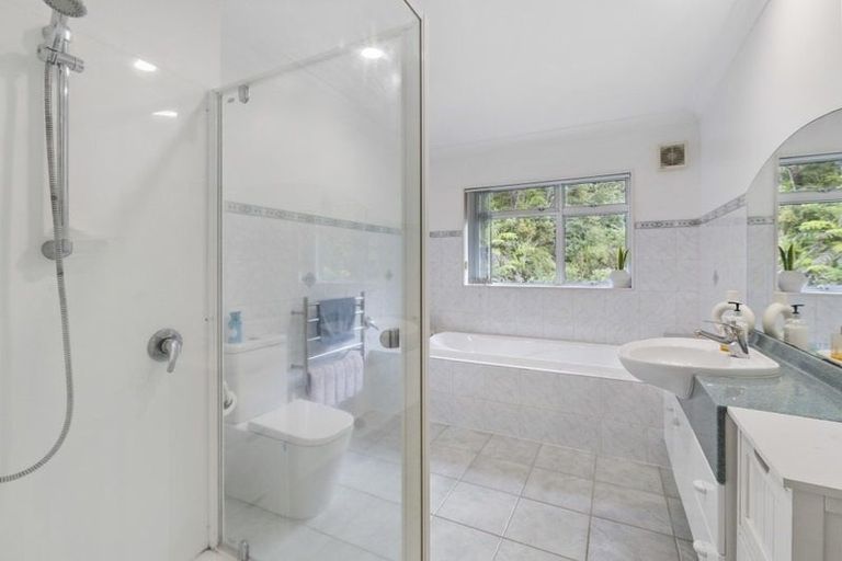 Photo of property in 134i Rangatira Road, Beach Haven, Auckland, 0626