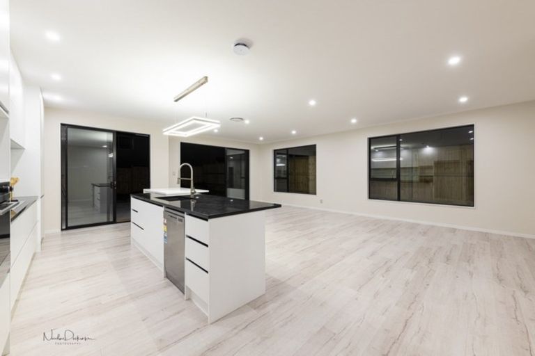 Photo of property in 44 Peihinga Road, Flat Bush, Auckland, 2019