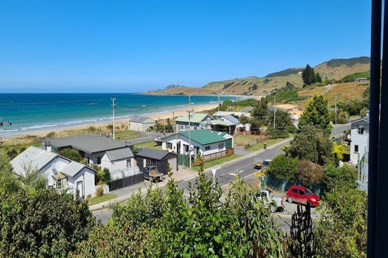 Photo of property in 7 Kaihika Street, Kaka Point, Balclutha, 9271