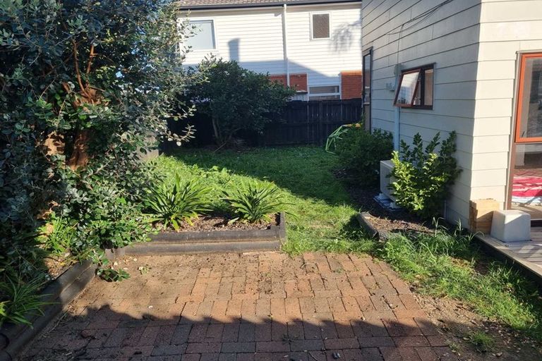 Photo of property in 15/19a Gray Avenue, Mangere East, Auckland, 2024