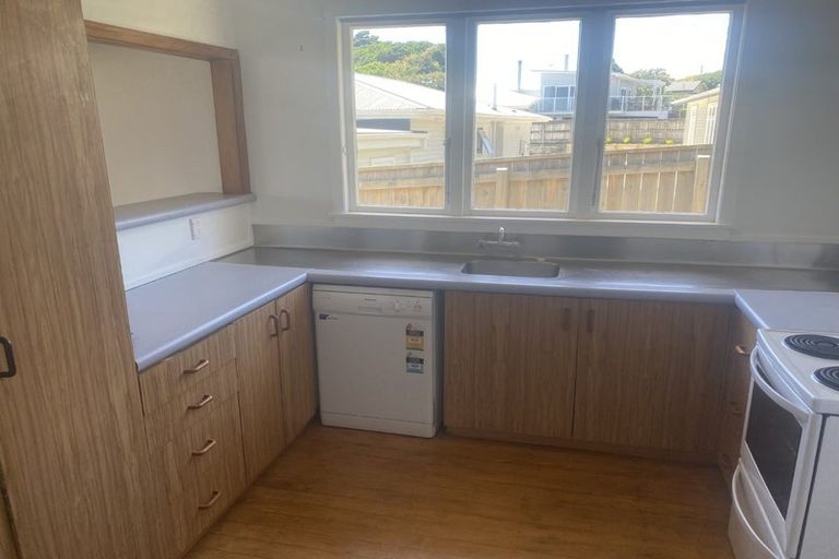 Photo of property in 43 Pohutukawa Place, Bell Block, New Plymouth, 4312