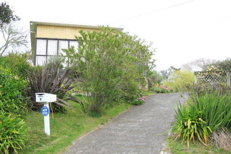 Photo of property in 6 Kahu Road, Otaihanga, Paraparaumu, 5036