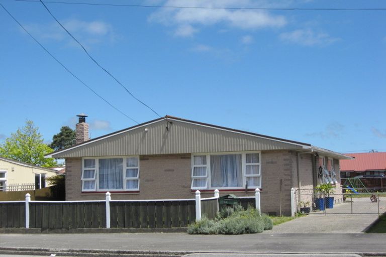 Photo of property in 42 Derby Street, Westport, 7825