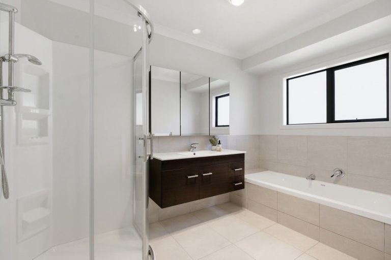 Photo of property in 14 Caldera Crescent, Pyes Pa, Tauranga, 3112