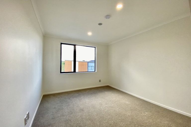 Photo of property in 3/1 Aperira Lane, Wiri, Auckland, 2104