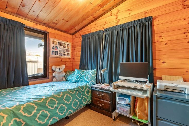 Photo of property in 2 Bruce Street, Cromwell, 9310