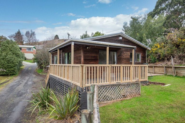 Photo of property in 3 Roy Crescent, Concord, Dunedin, 9018