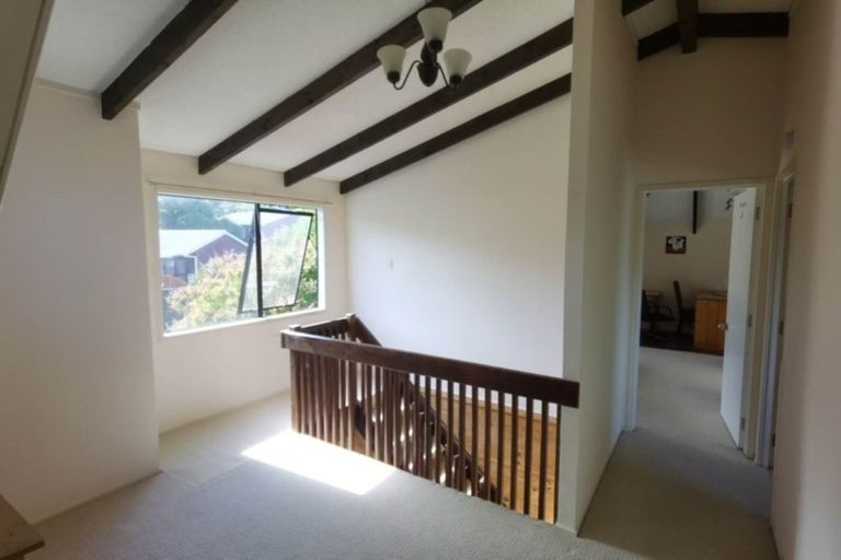 Photo of property in 1/18 Heathglen Place, Bayview, Auckland, 0629