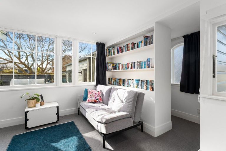 Photo of property in 33 Ings Avenue, Saint Clair, Dunedin, 9012