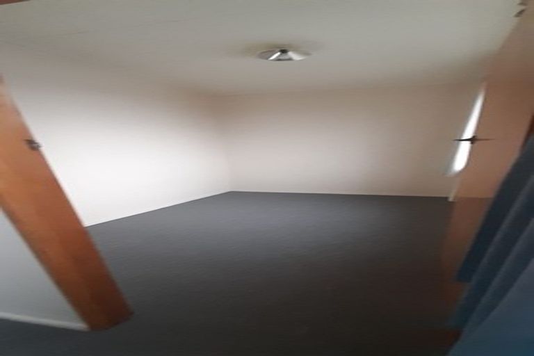 Photo of property in 18 Dickson Street, Macandrew Bay, Dunedin, 9014