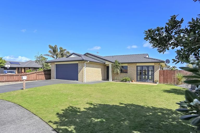 Photo of property in 24 Sarah Place, Papamoa Beach, Papamoa, 3118