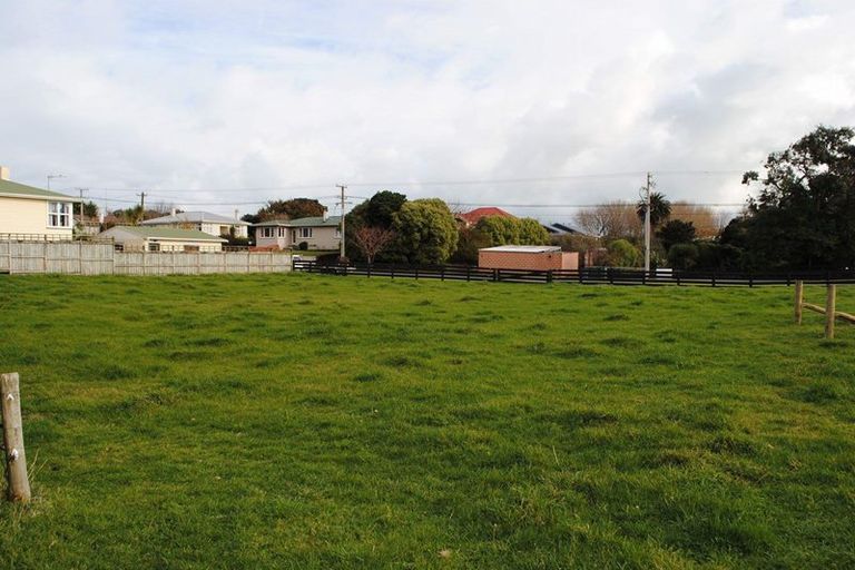 Photo of property in 10c Gladstone Street, Hawera, 4610