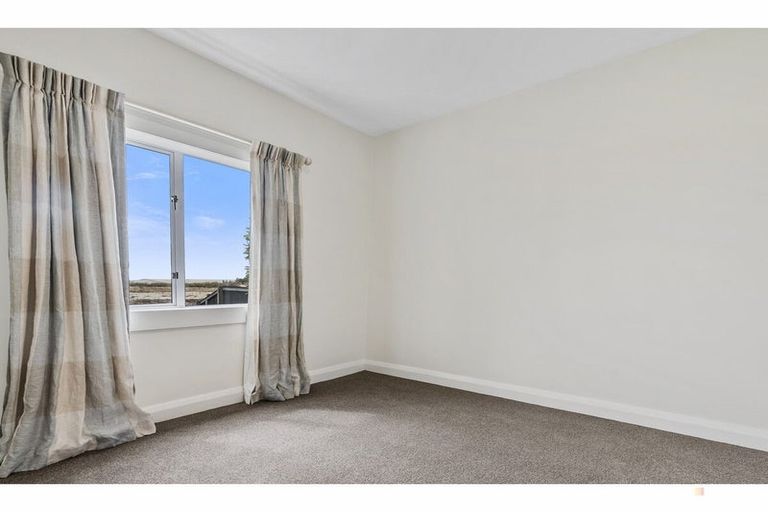 Photo of property in 35 High Street, Parkside, Timaru, 7910