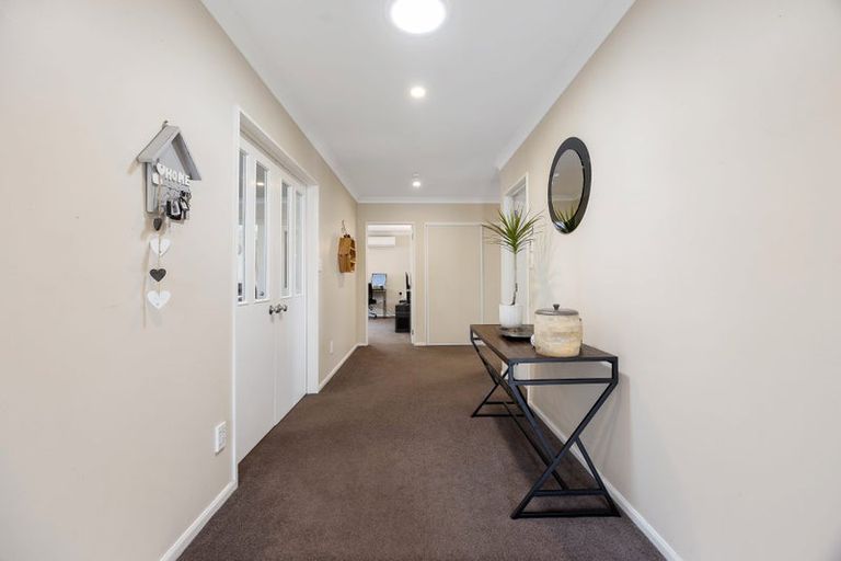 Photo of property in 100 Courtenay Drive, Kaiapoi, 7630