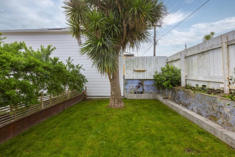 Photo of property in 12 Herald Street, Berhampore, Wellington, 6023