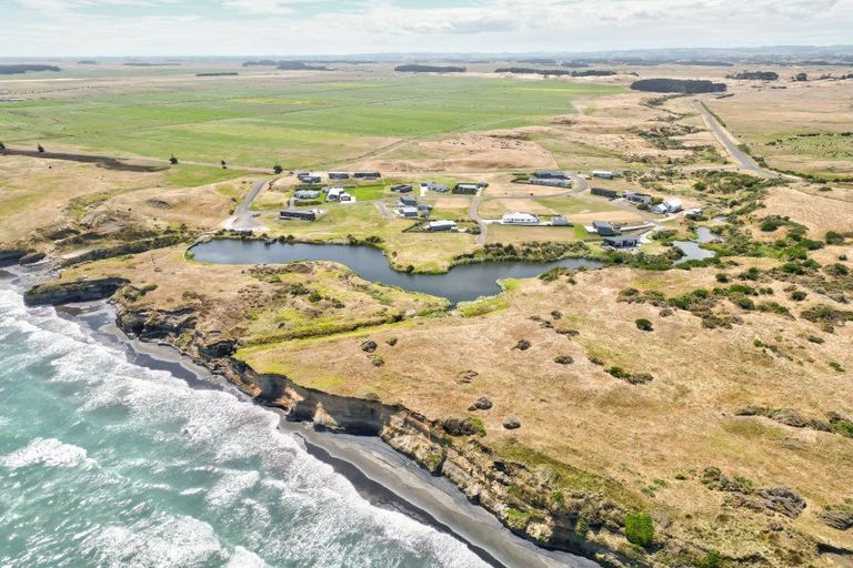 Photo of property in 34 Rosemount Road, Waverley, 4591