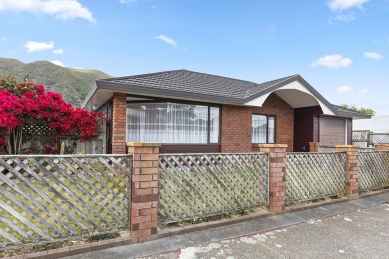 Photo of property in 17 Galway Street, Waterloo, Lower Hutt, 5011